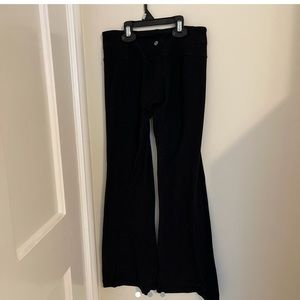 lululemon yoga pants